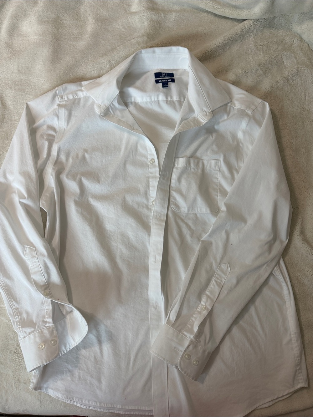 Izod Men's White Button-Down Dress Shirt